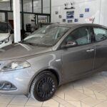 LANCIA YPSILON 1.0 FIREFLY S&S HYBRID SILVER MY22 full