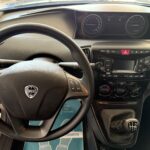 LANCIA YPSILON 1.0 FIREFLY S&S HYBRID SILVER MY22 full