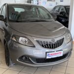 LANCIA YPSILON 1.0 FIREFLY S&S HYBRID SILVER MY22 full