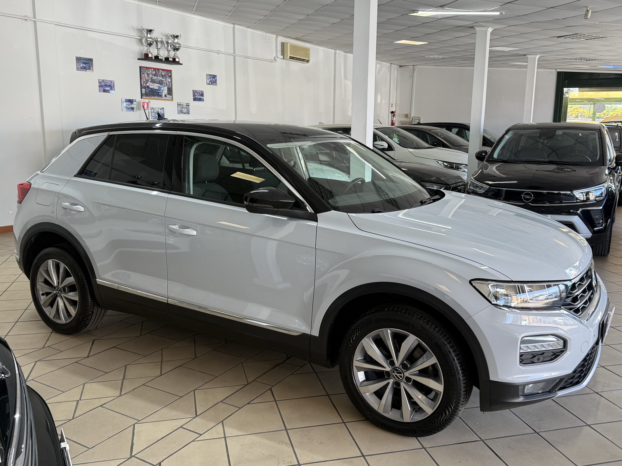 VOLKSWAGEN T-ROC 2.0 TDI SCR 150 CV DSG STYLE BLUEMOTION TECHNOLOGY full
