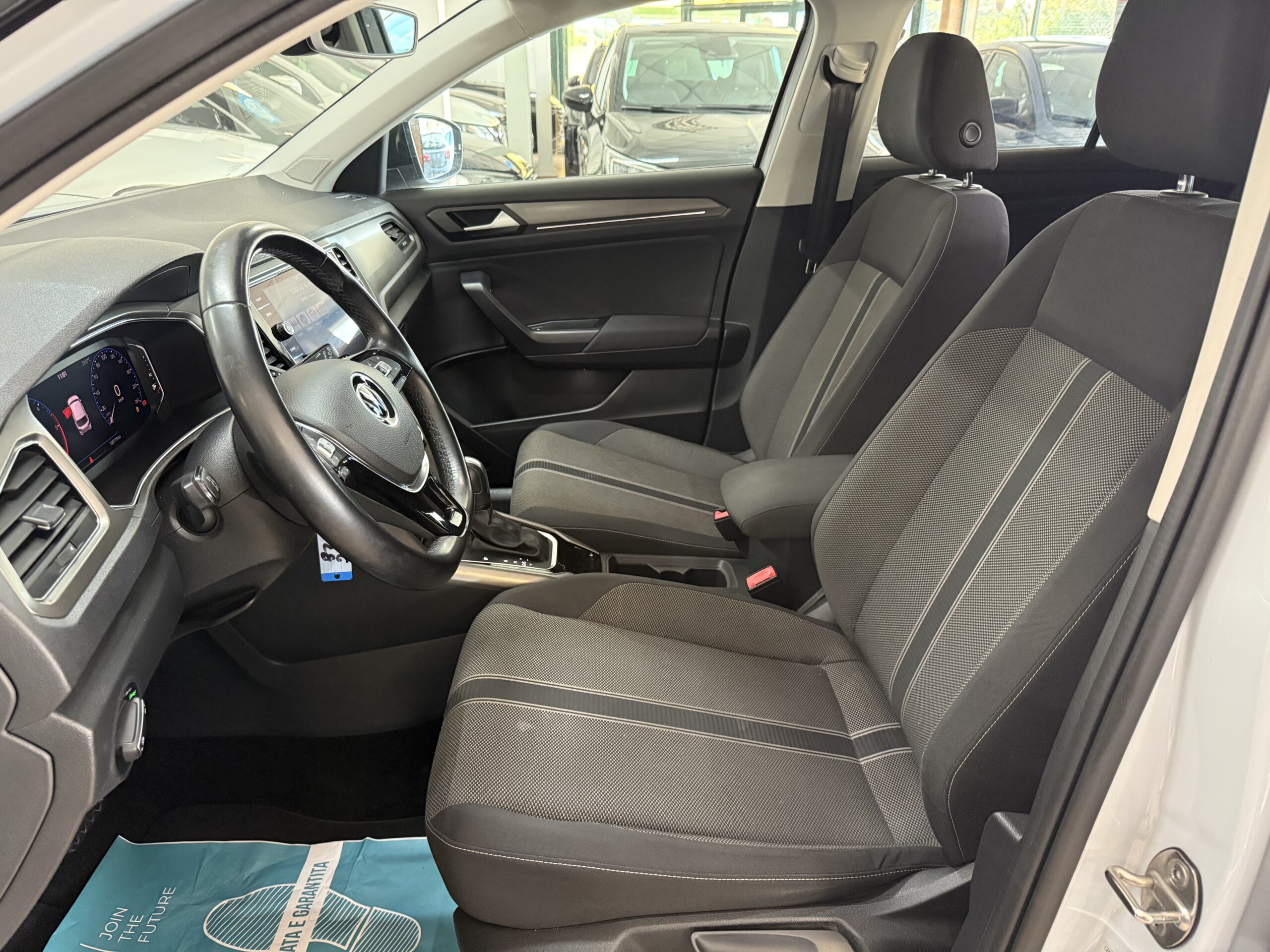 VOLKSWAGEN T-ROC 2.0 TDI SCR 150 CV DSG STYLE BLUEMOTION TECHNOLOGY full