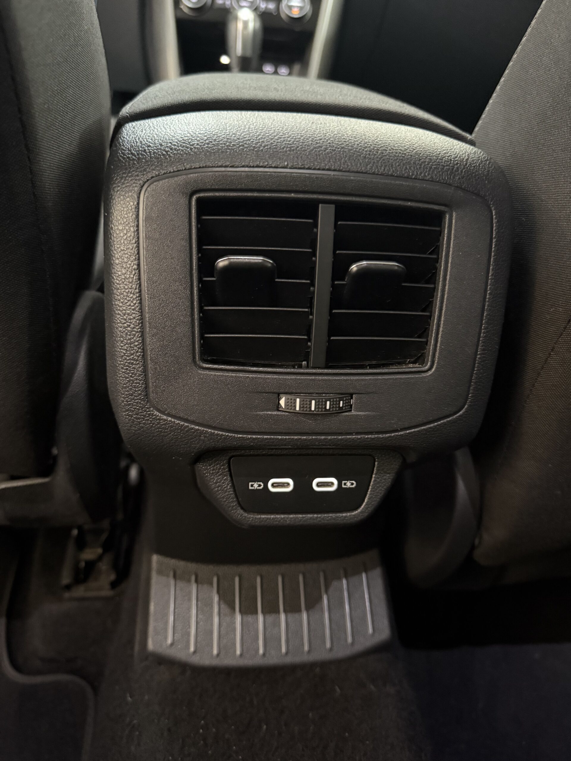 VOLKSWAGEN T-ROC 2.0 TDI SCR 150 CV DSG STYLE BLUEMOTION TECHNOLOGY full
