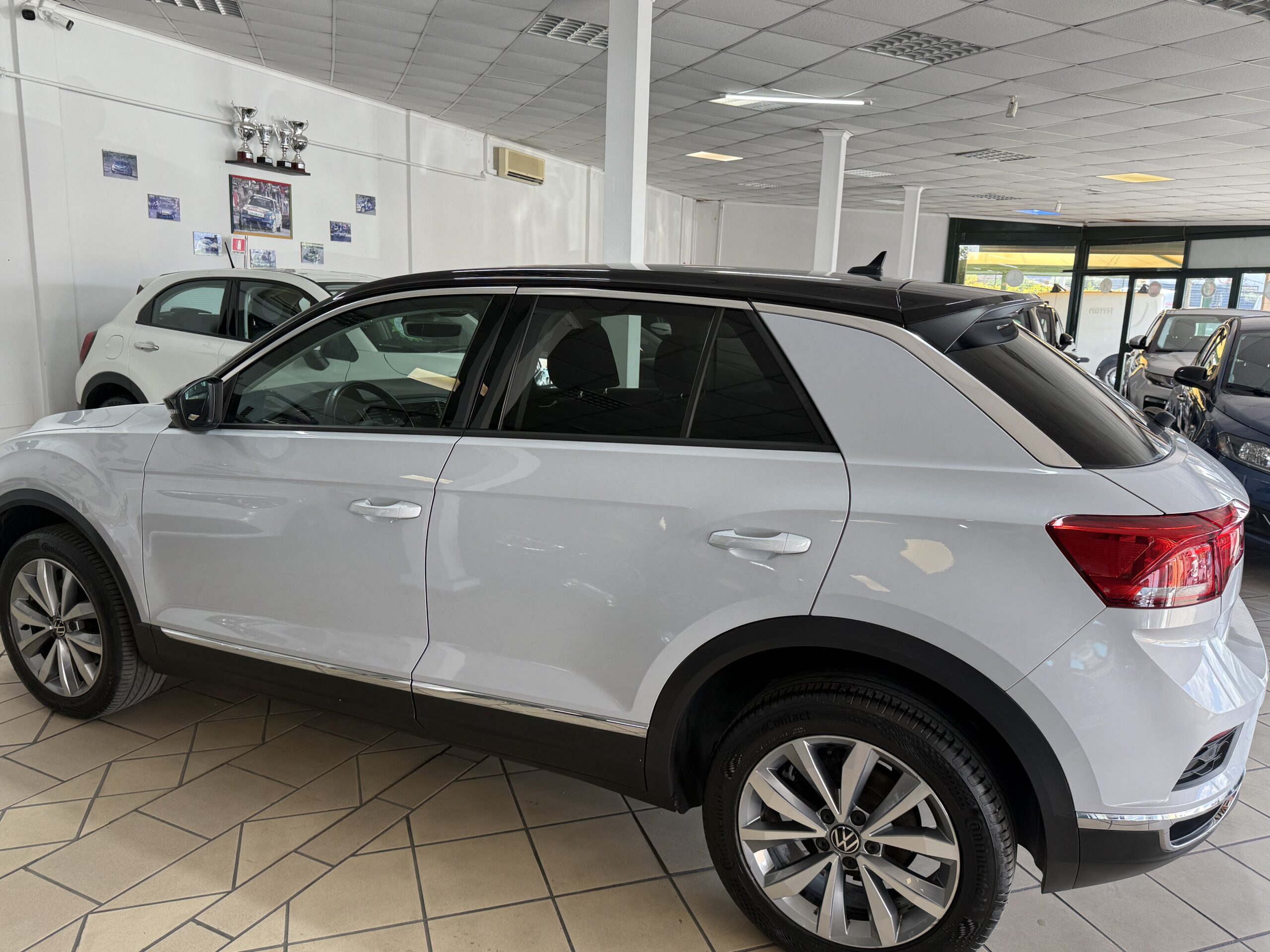 VOLKSWAGEN T-ROC 2.0 TDI SCR 150 CV DSG STYLE BLUEMOTION TECHNOLOGY full