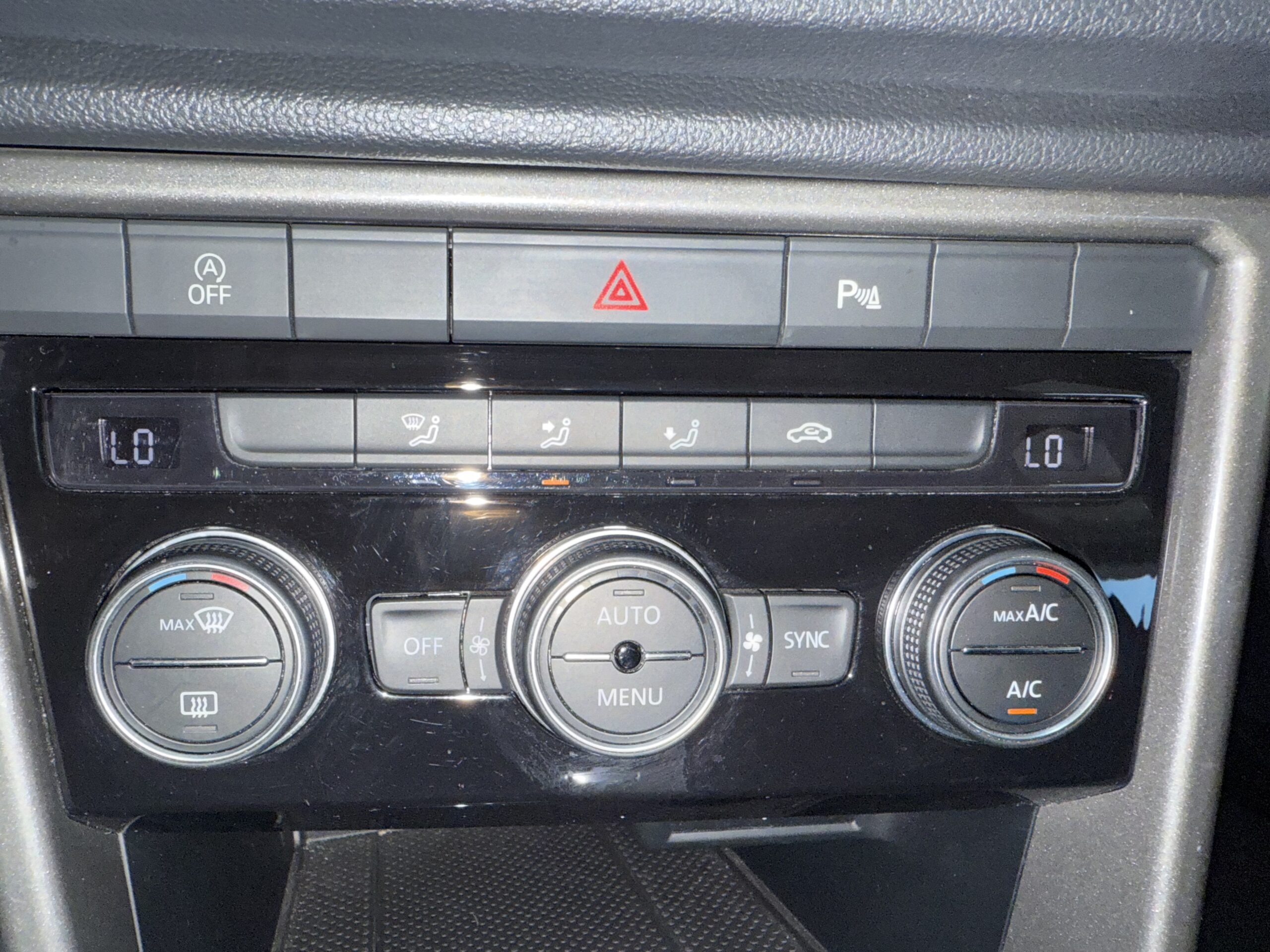 VOLKSWAGEN T-ROC 2.0 TDI SCR 150 CV DSG STYLE BLUEMOTION TECHNOLOGY full