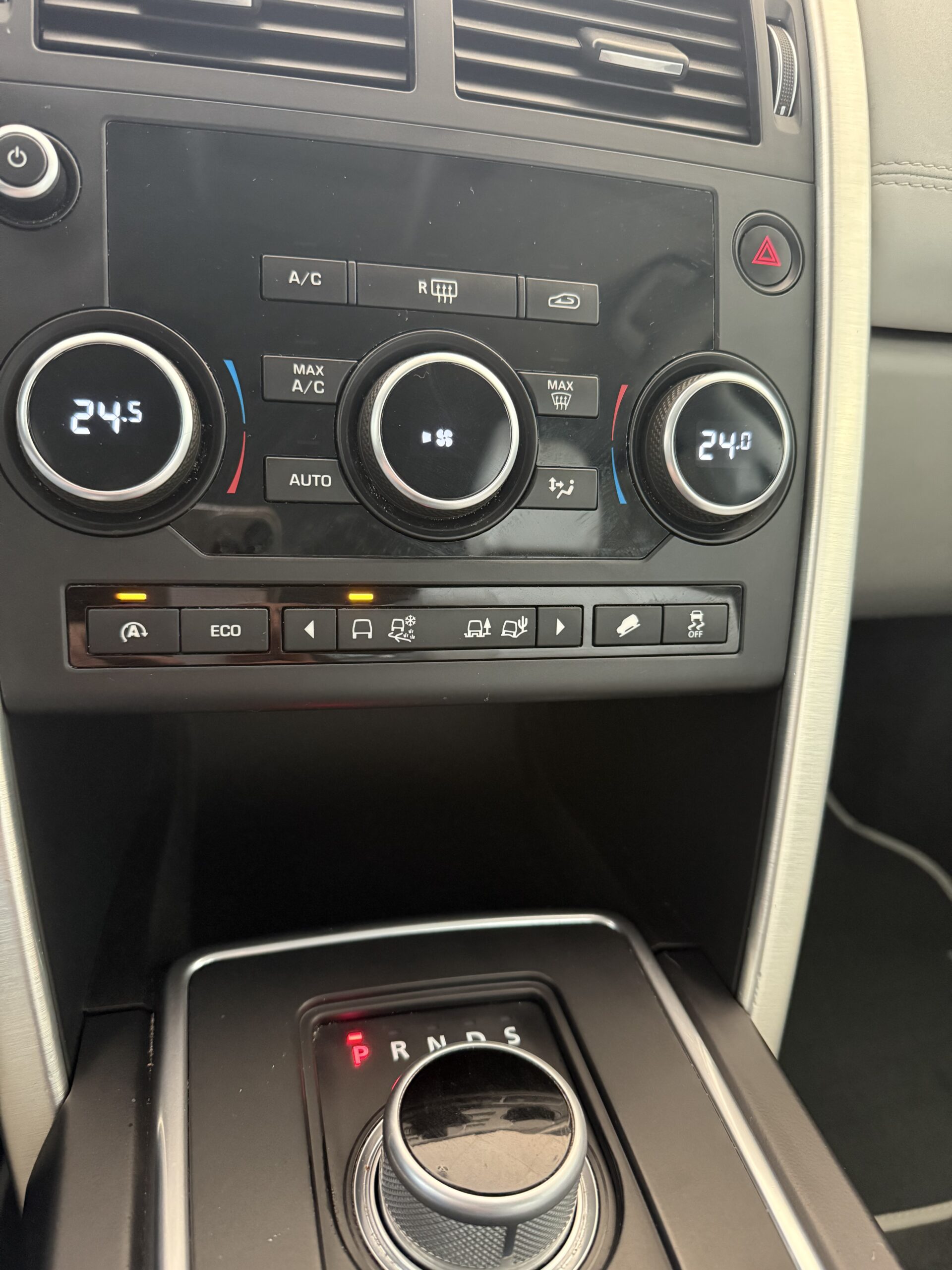 LAND ROVER DISCOVERY 2.0 TD4 LUXURY HSE 150CV full