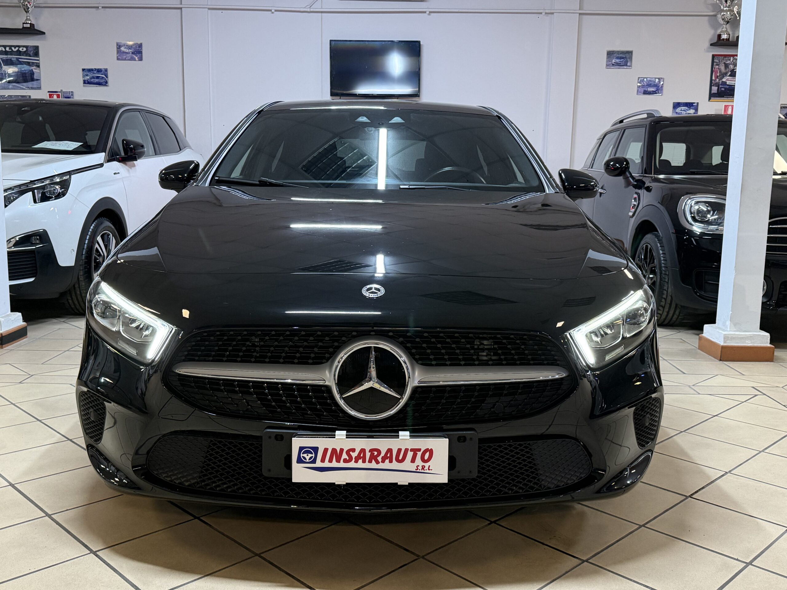 MERCEDES CLASSE A180d BUSINESS AUTOMATIC 2.0D 116CV XENO/PELLE/NAVI full