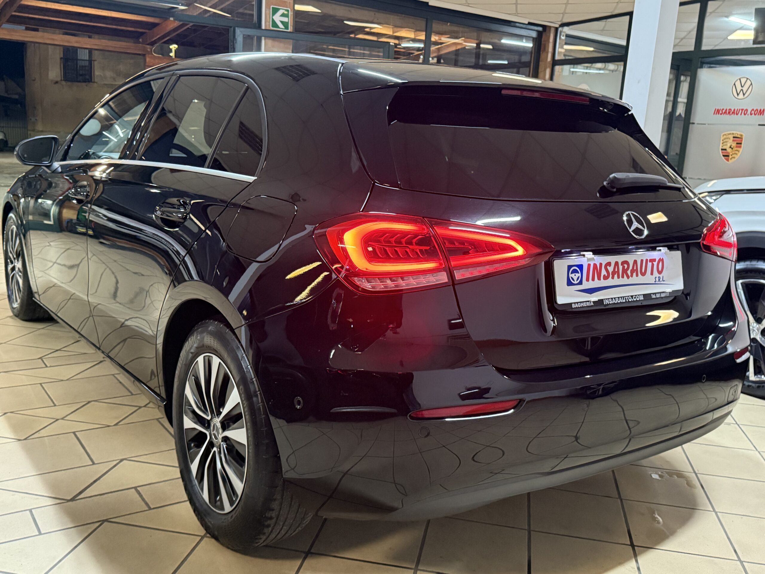 MERCEDES CLASSE A180d BUSINESS AUTOMATIC 2.0D 116CV XENO/PELLE/NAVI full