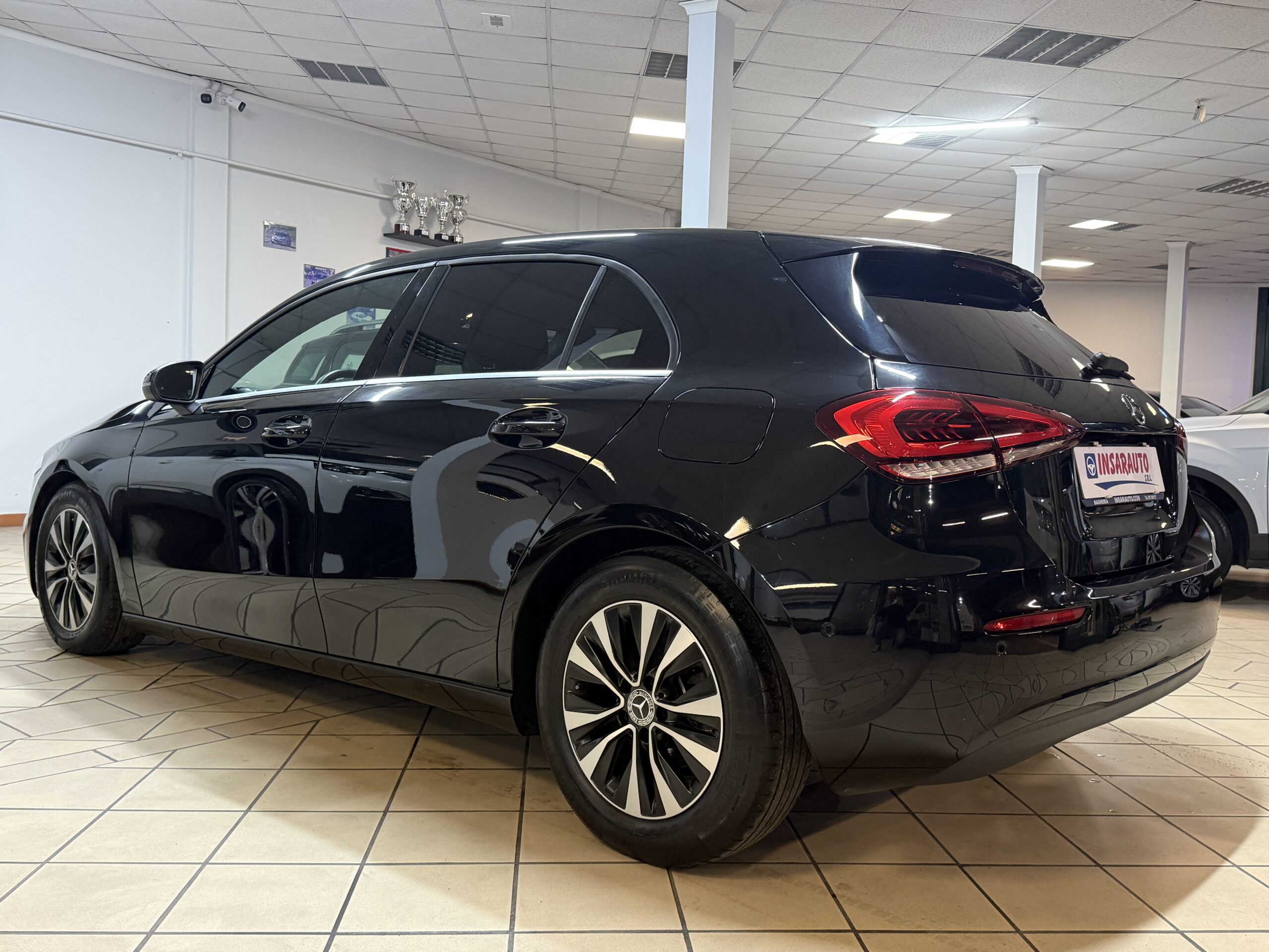 MERCEDES CLASSE A180d BUSINESS AUTOMATIC 2.0D 116CV XENO/PELLE/NAVI full