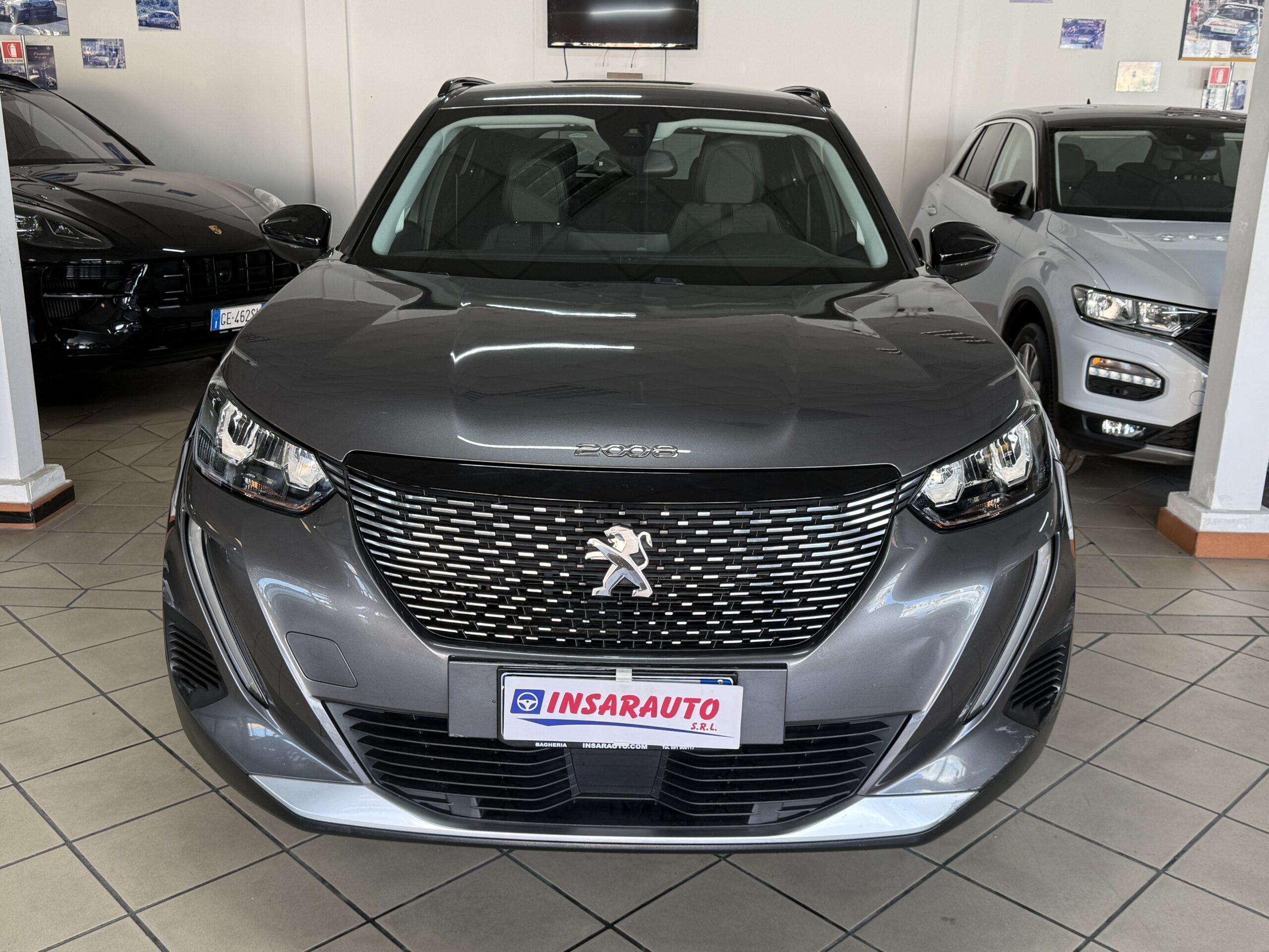 PEUGEOT 2008 CROSSOVER BLU&HDI 130 CV EAT8 S&S ALLURE AUT. MY 22 full