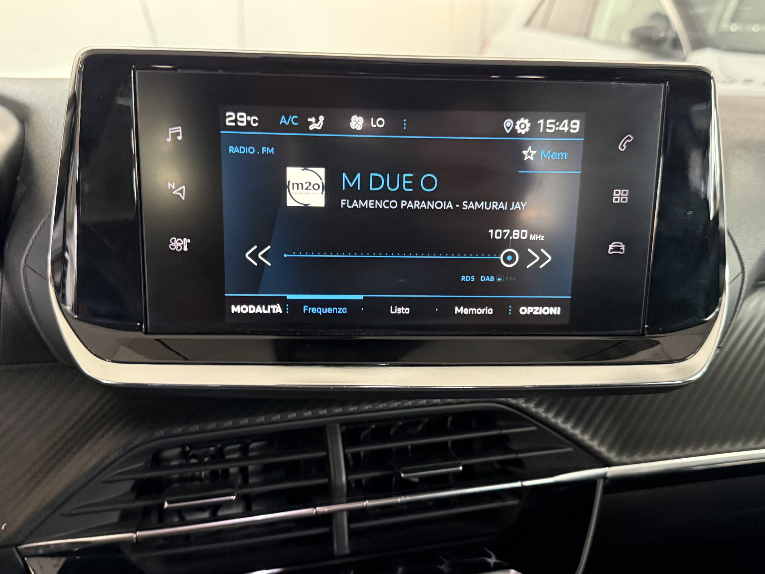 PEUGEOT 2008 CROSSOVER BLU&HDI 130 CV EAT8 S&S ALLURE AUT. MY 22 full
