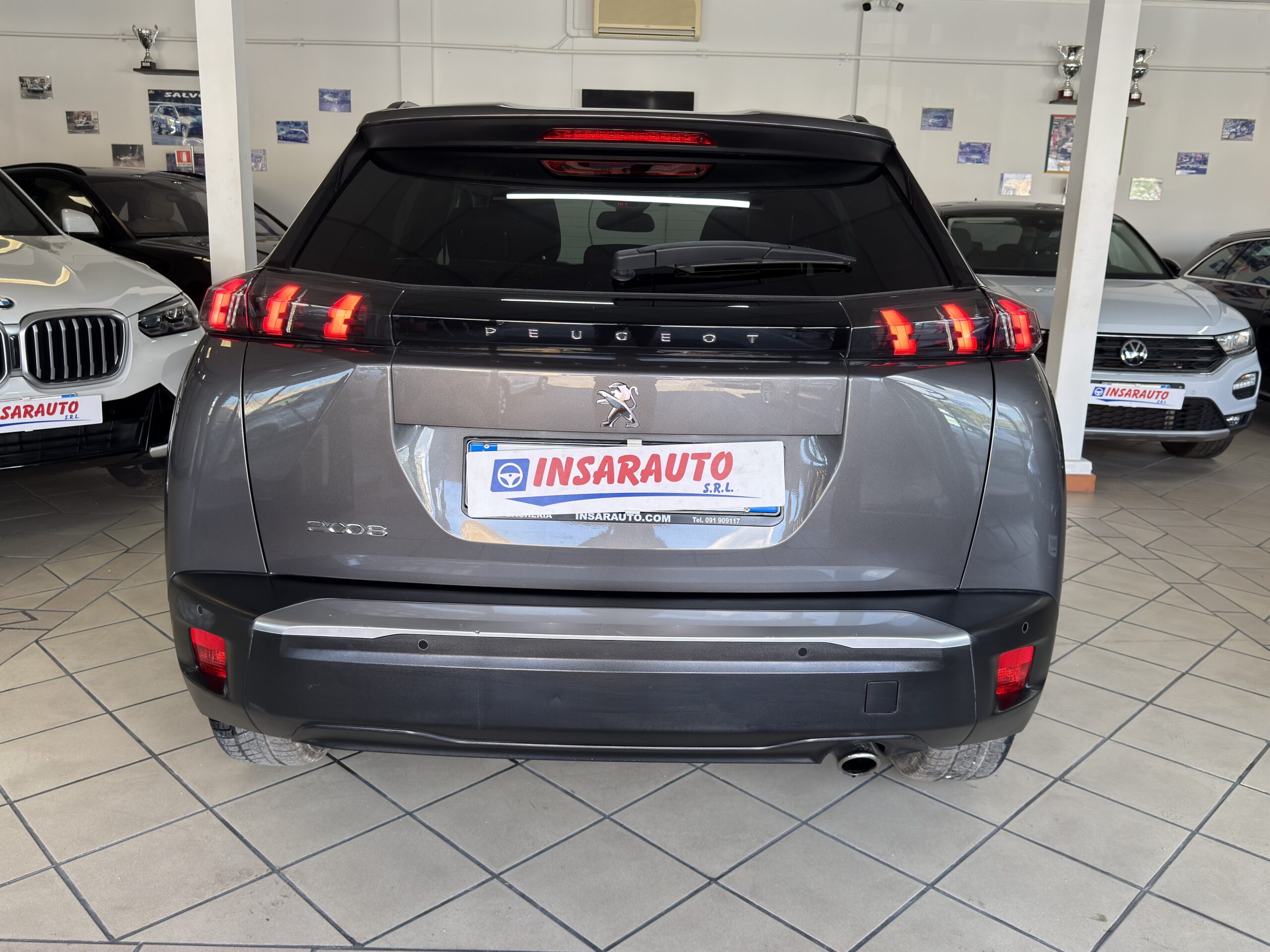 PEUGEOT 2008 CROSSOVER BLU&HDI 130 CV EAT8 S&S ALLURE AUT. MY 22 full