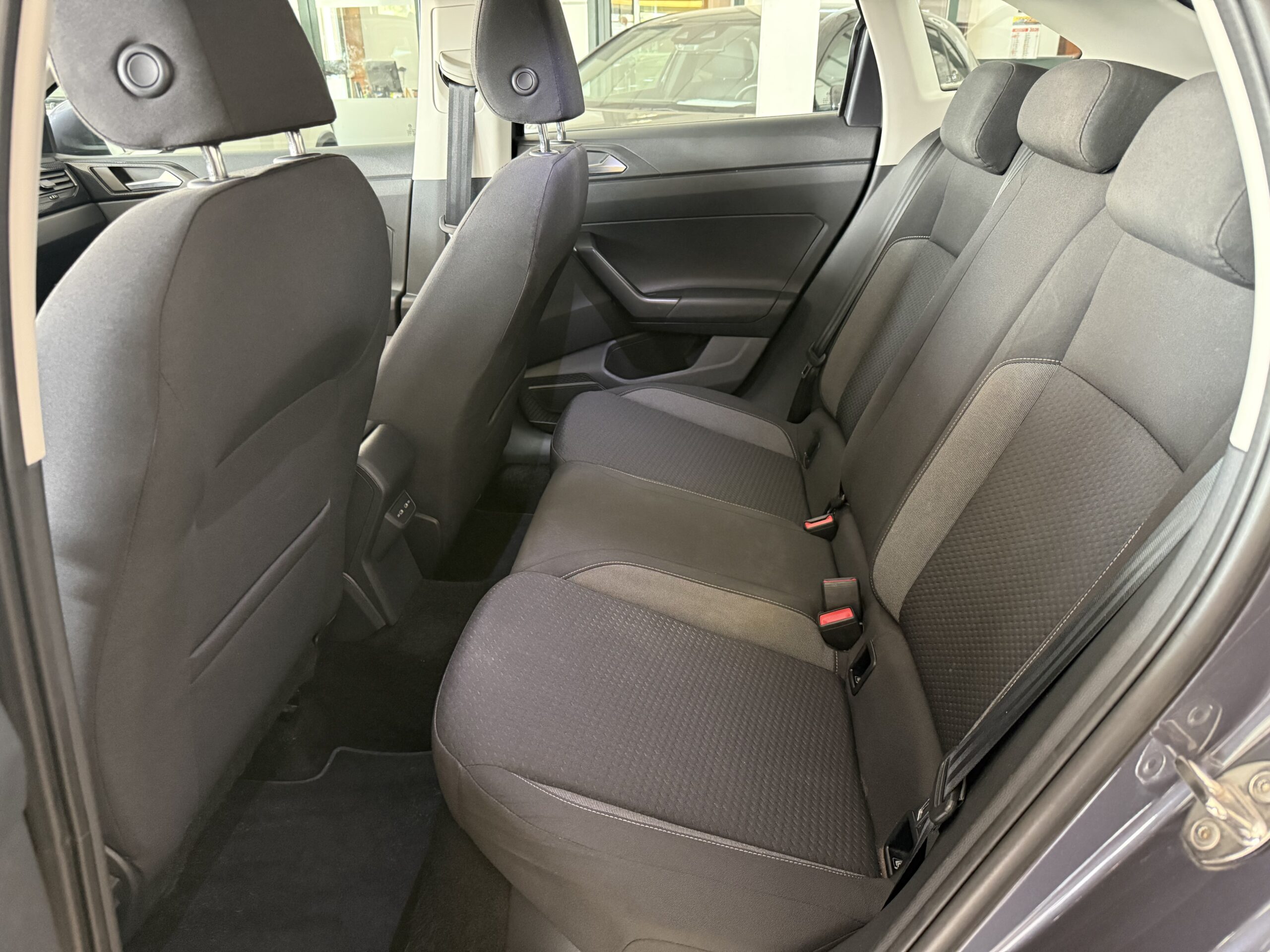 VOLKSWAGEN TAIGO 1.0 TSI LIFE DSG 110 CV full