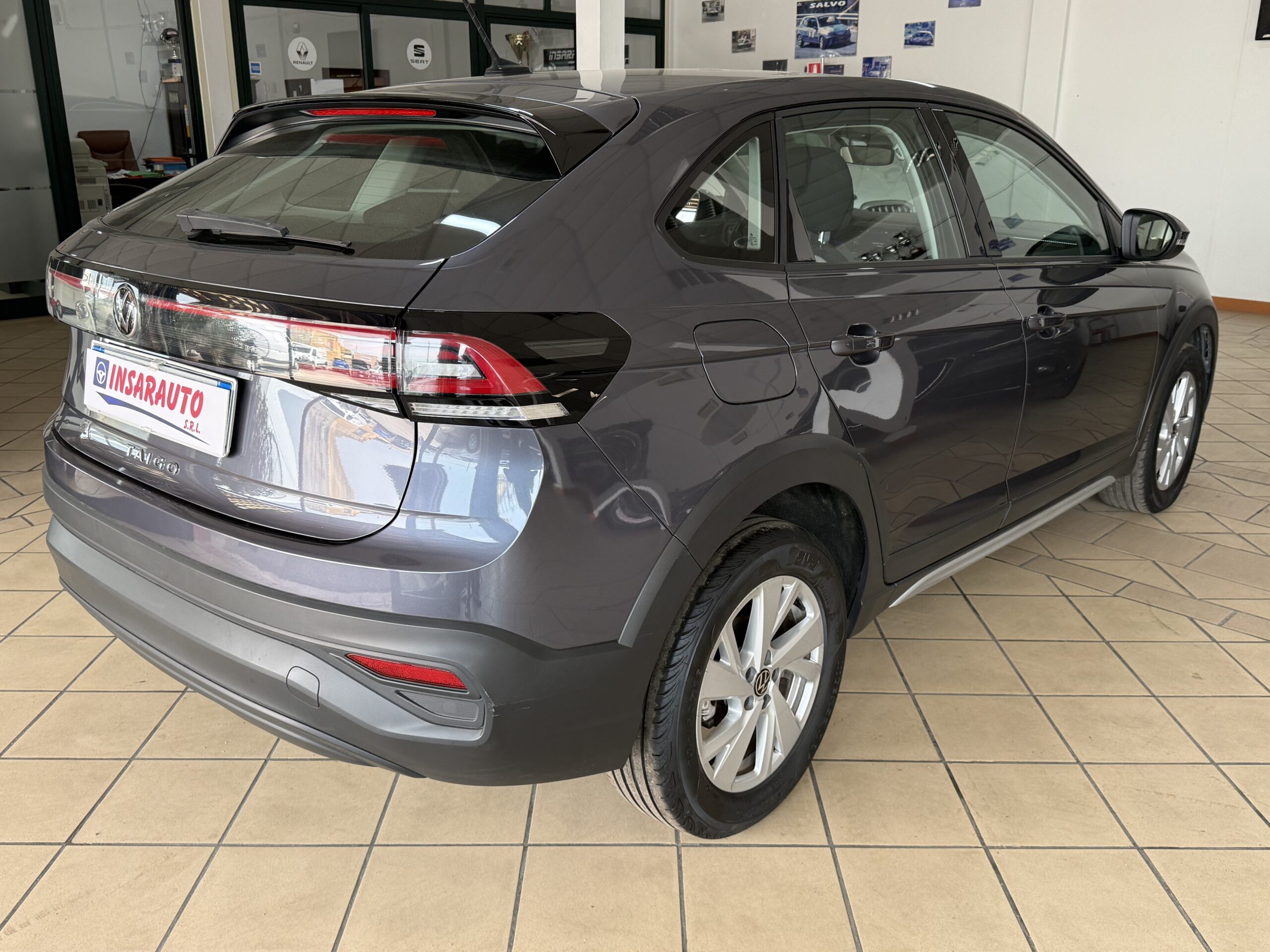 VOLKSWAGEN TAIGO 1.0 TSI LIFE DSG 110 CV full